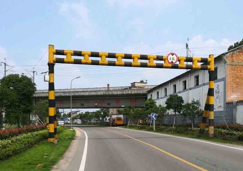 锡林郭勒铁路限高架